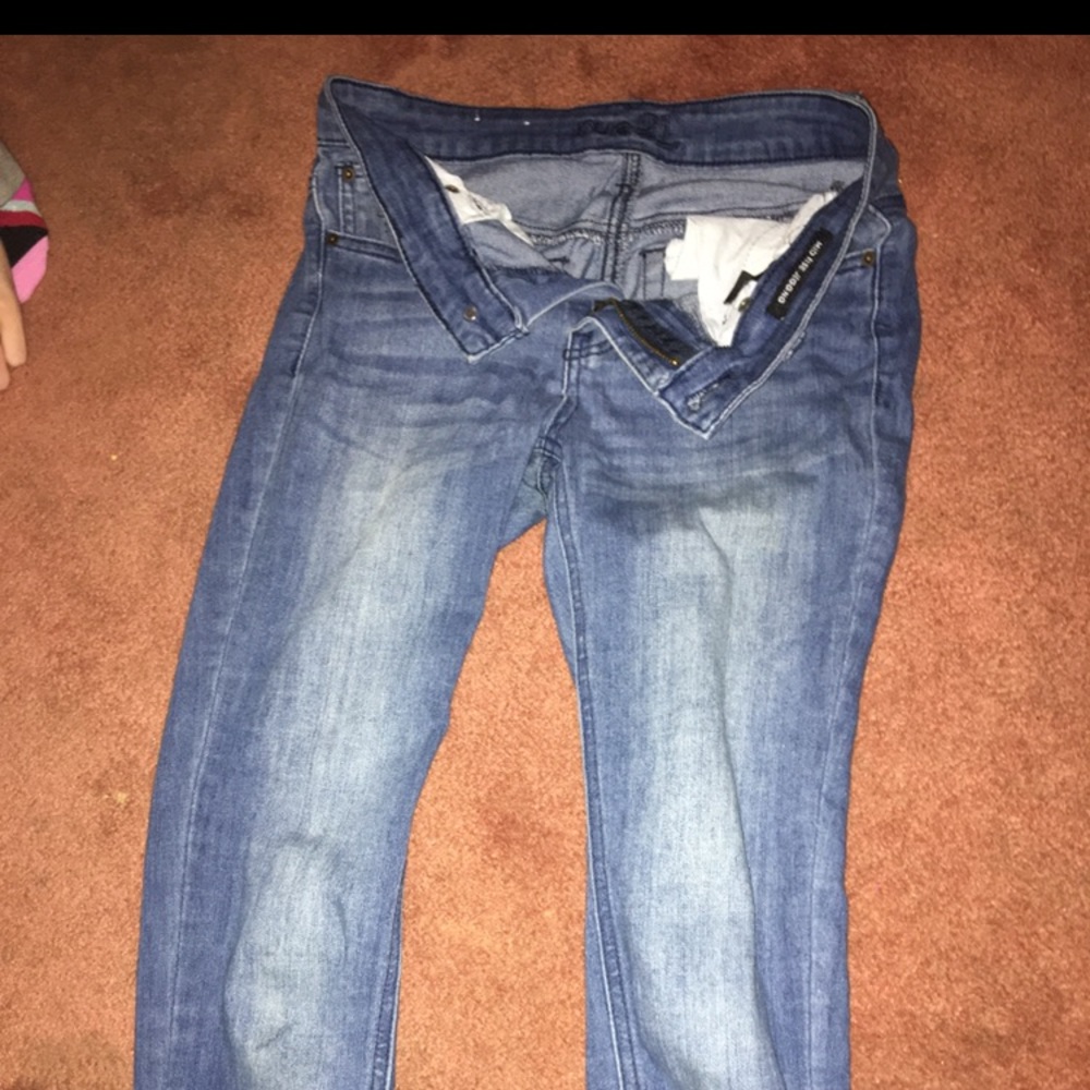 jeans